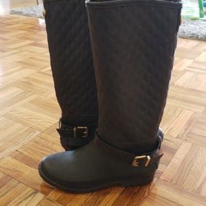 Guess rain boots